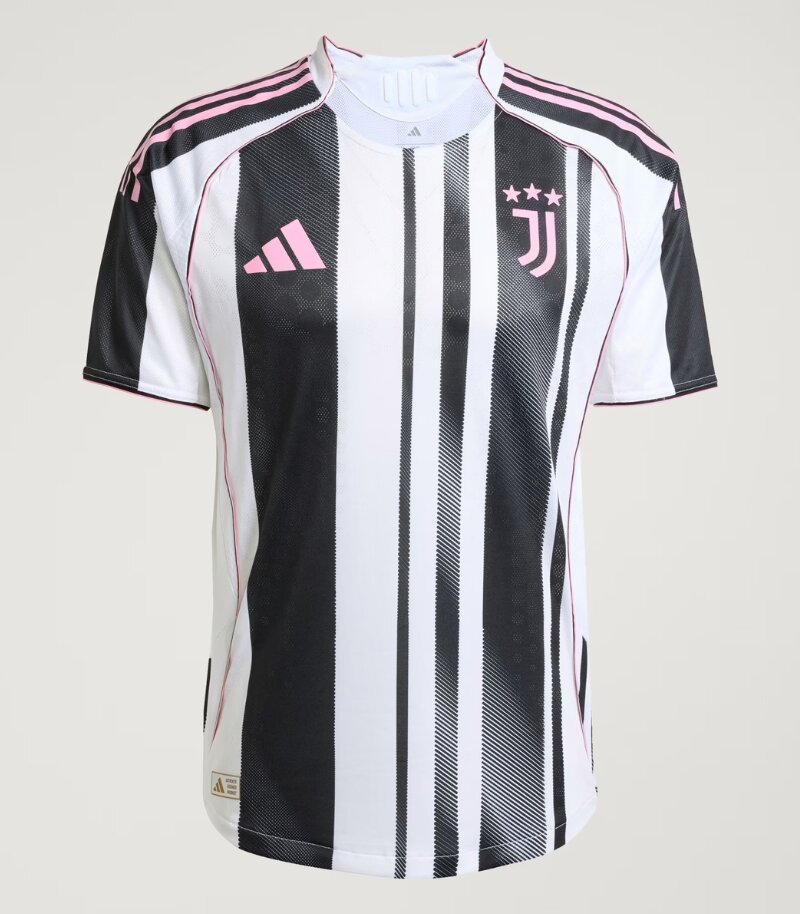 juventus 2025/26 black, white and pink home kit